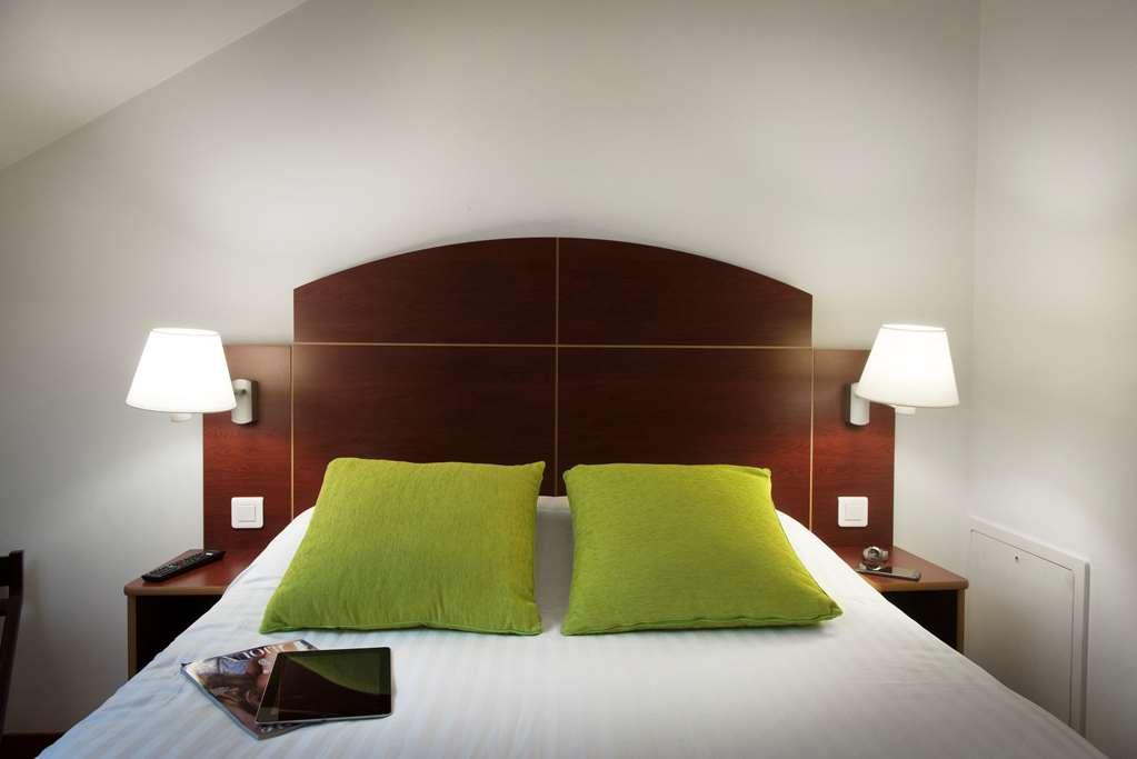Kyriad Direct Roanne Hotel Esterno foto