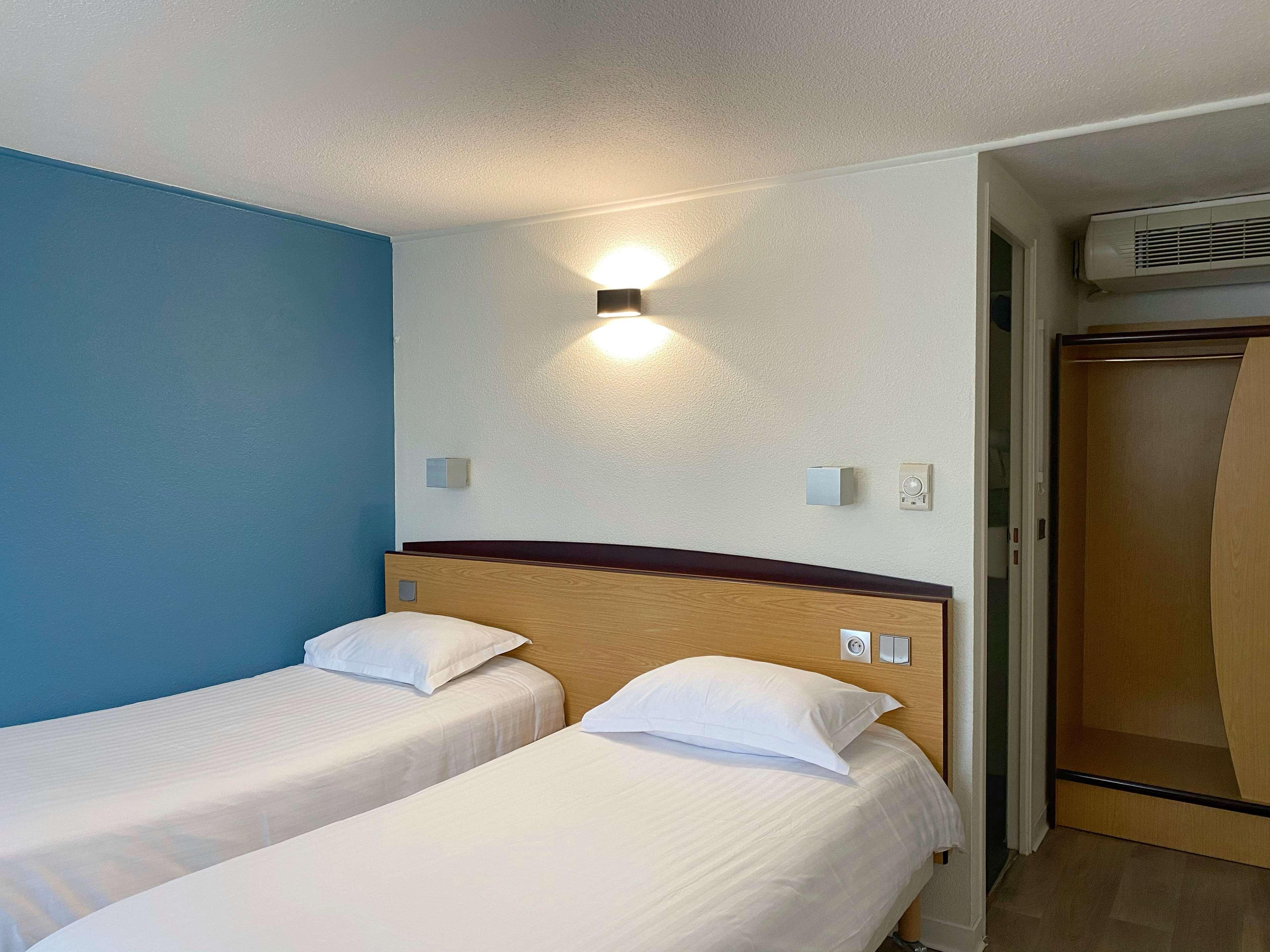 Kyriad Direct Roanne Hotel Esterno foto