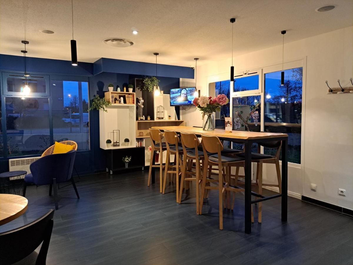 Kyriad Direct Roanne Hotel Esterno foto