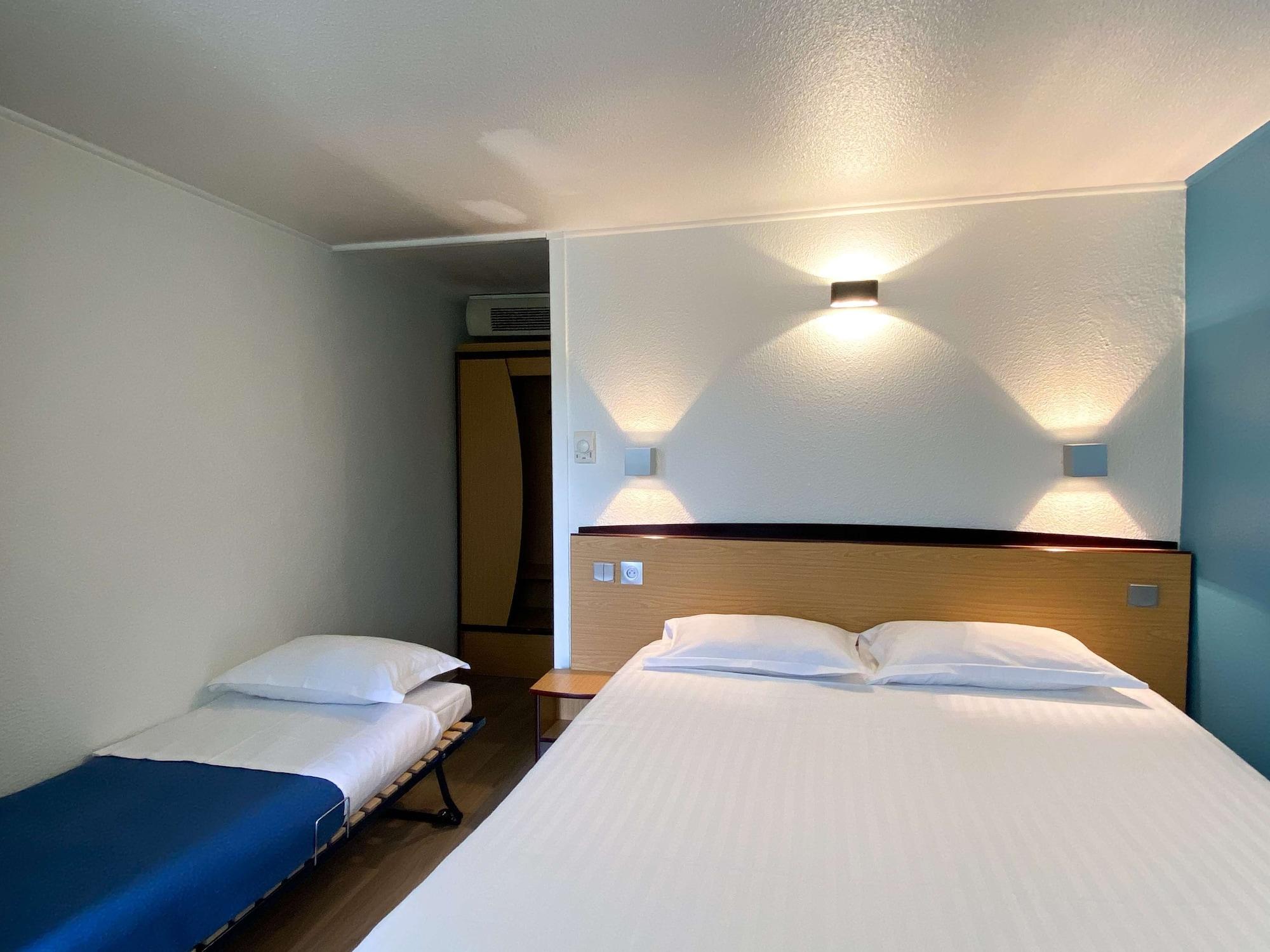 Kyriad Direct Roanne Hotel Esterno foto