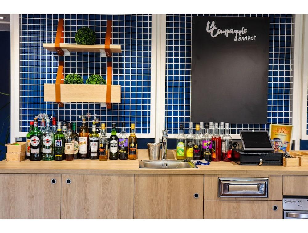 Kyriad Direct Roanne Hotel Esterno foto